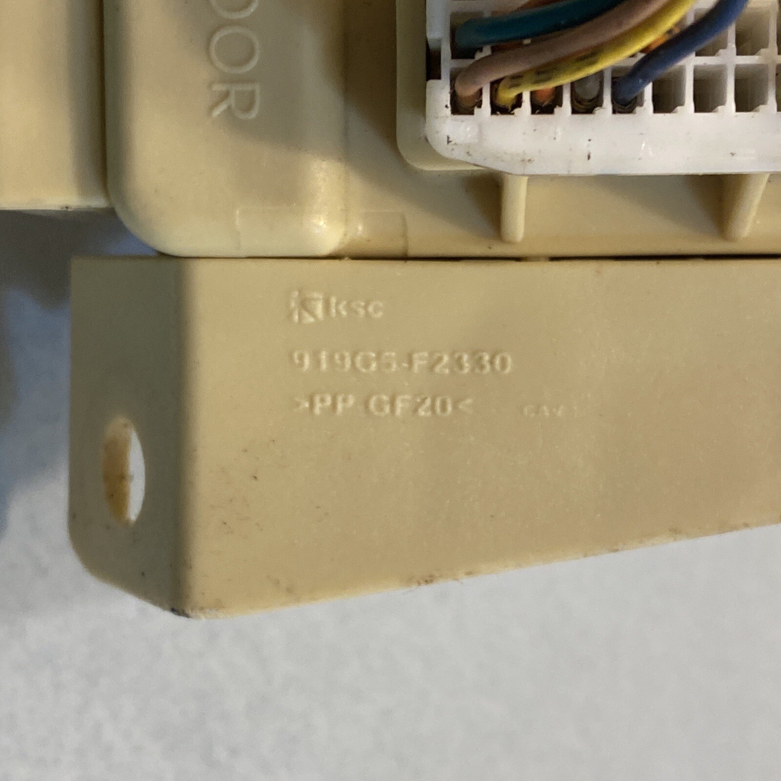 17 18 HYUNDAI ELANTRA Interior Cabin Fuse Junction Box OEM 91950-F2020