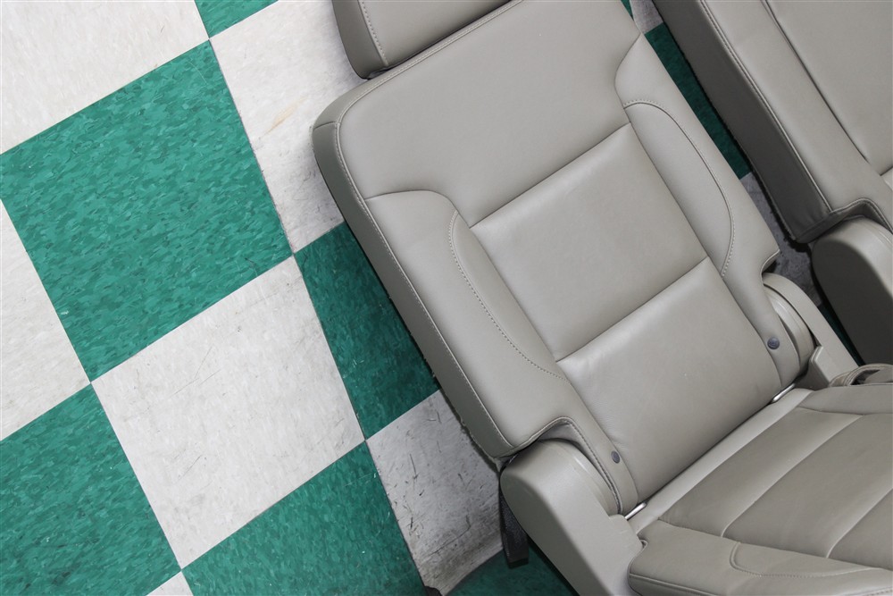 20′ GM SUV SWB Dune Gray Leather Rear Back Second 2nd Row Bench Seat OE WTY