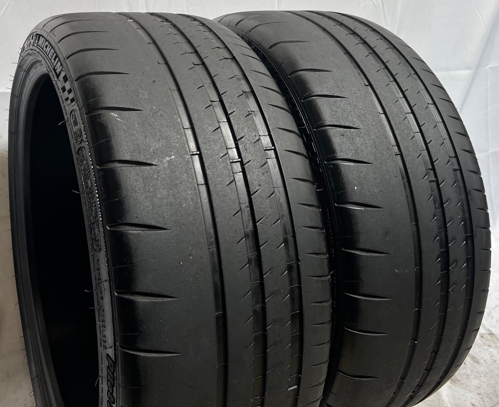 2 – NO REPAIRS 245/35ZR20 XL (95Y) Michelin Pilot Sport Cup 2 (K2) – 4083