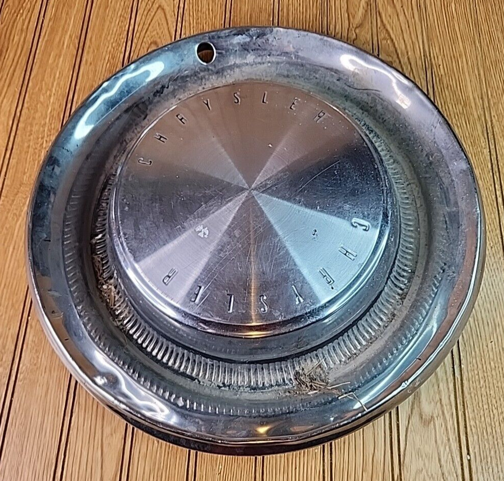 Wheel Cover 1 Single 1969 Thru 1973 Chrysler New Yorker Hub Cap 15″ OEM USED