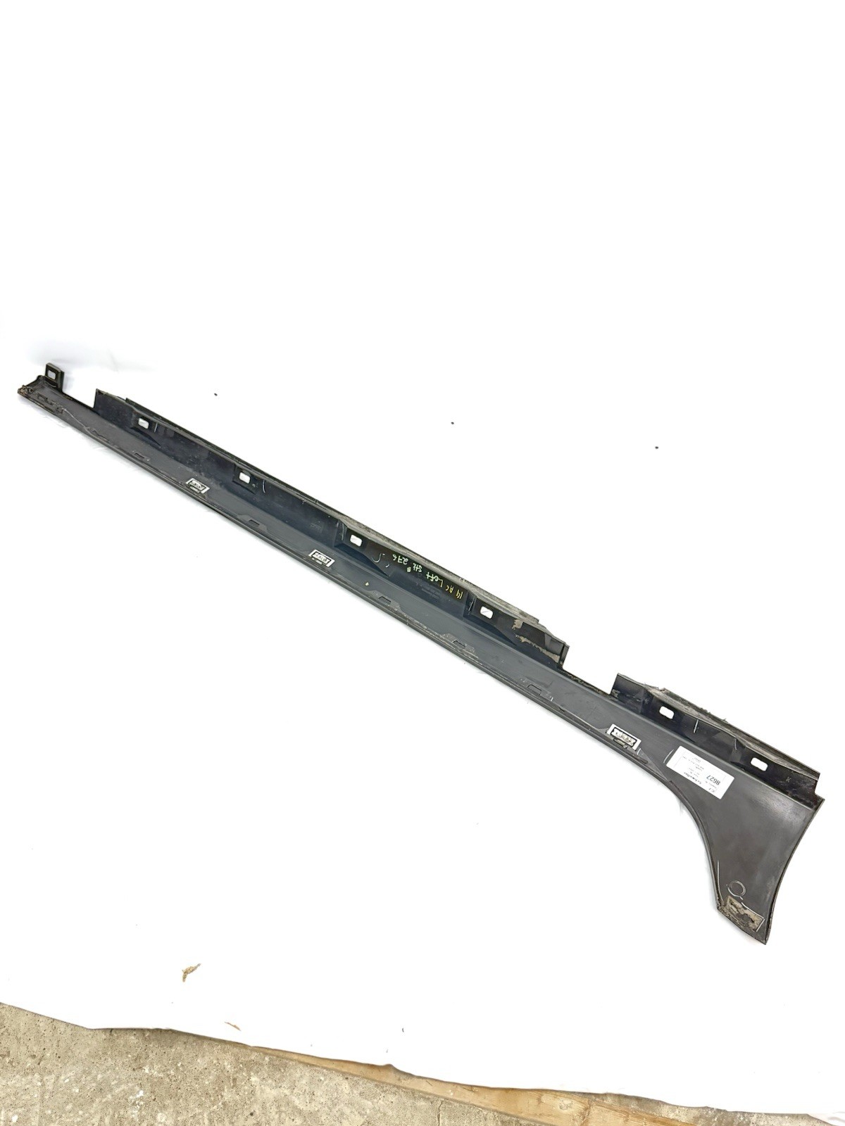 2012 – 2015 AUDI A6 LEFT DRIVER SIDE ROCKER SKIRT PANEL MOLDING 4G0853855 OEM