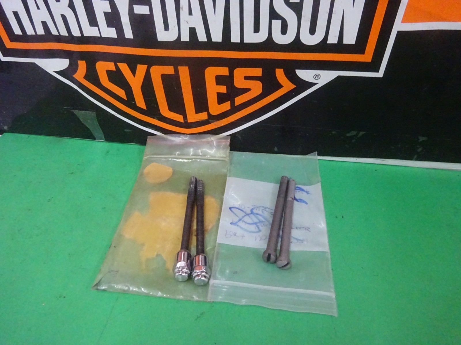 VINTAGE Harley CHOICE OF USED CUSTOM/OEM SIDECOVER SCREWS KNUCKLE PAN SHOVEL XL2