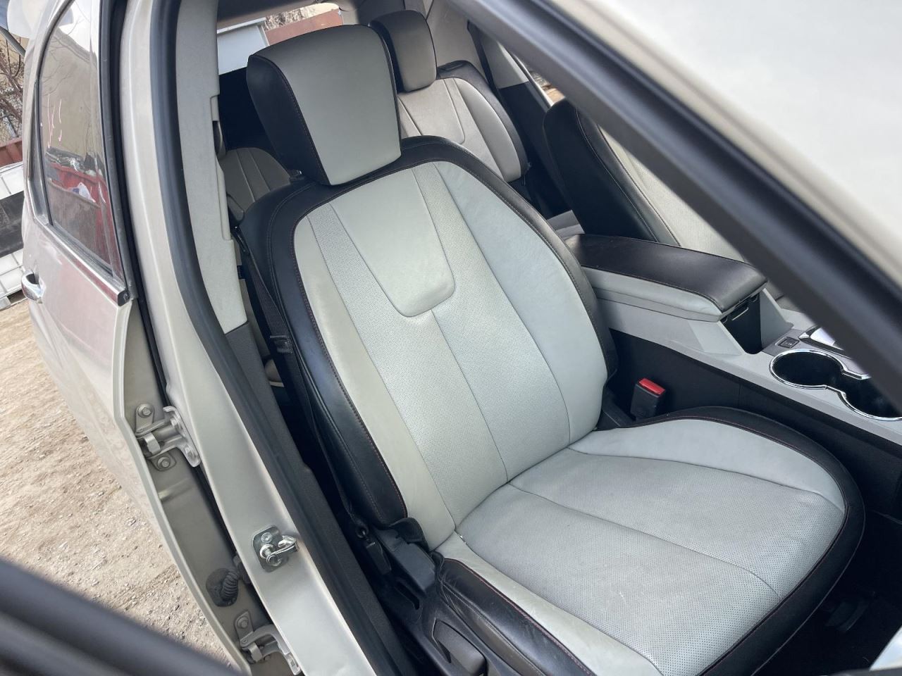 Passenger Front Bucket Seat Leather Fits 12-13 EQUINOX 1000219