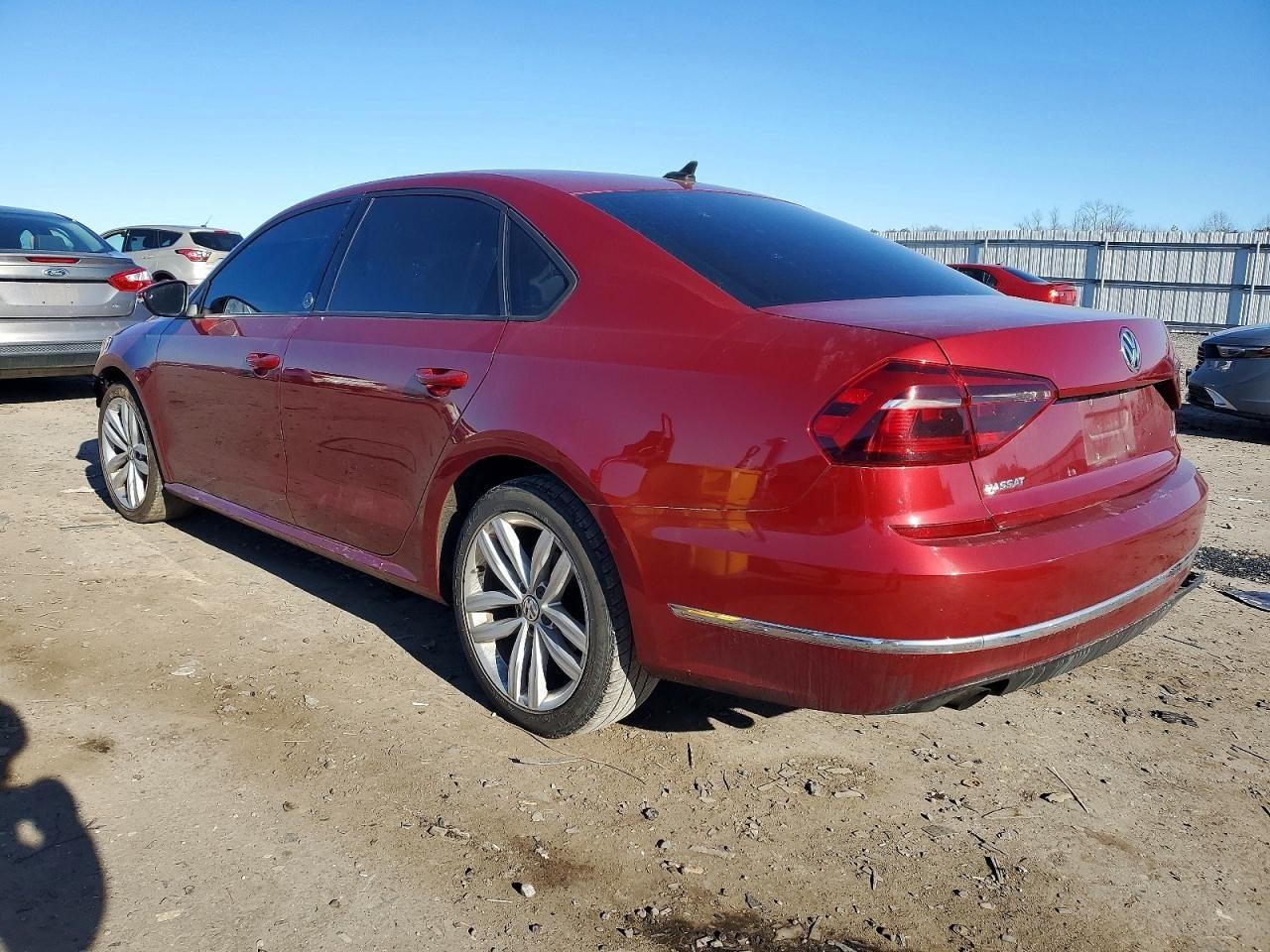 Used Mobile Phone Control Module fits: 2019 Volkswagen Passat Communication inte