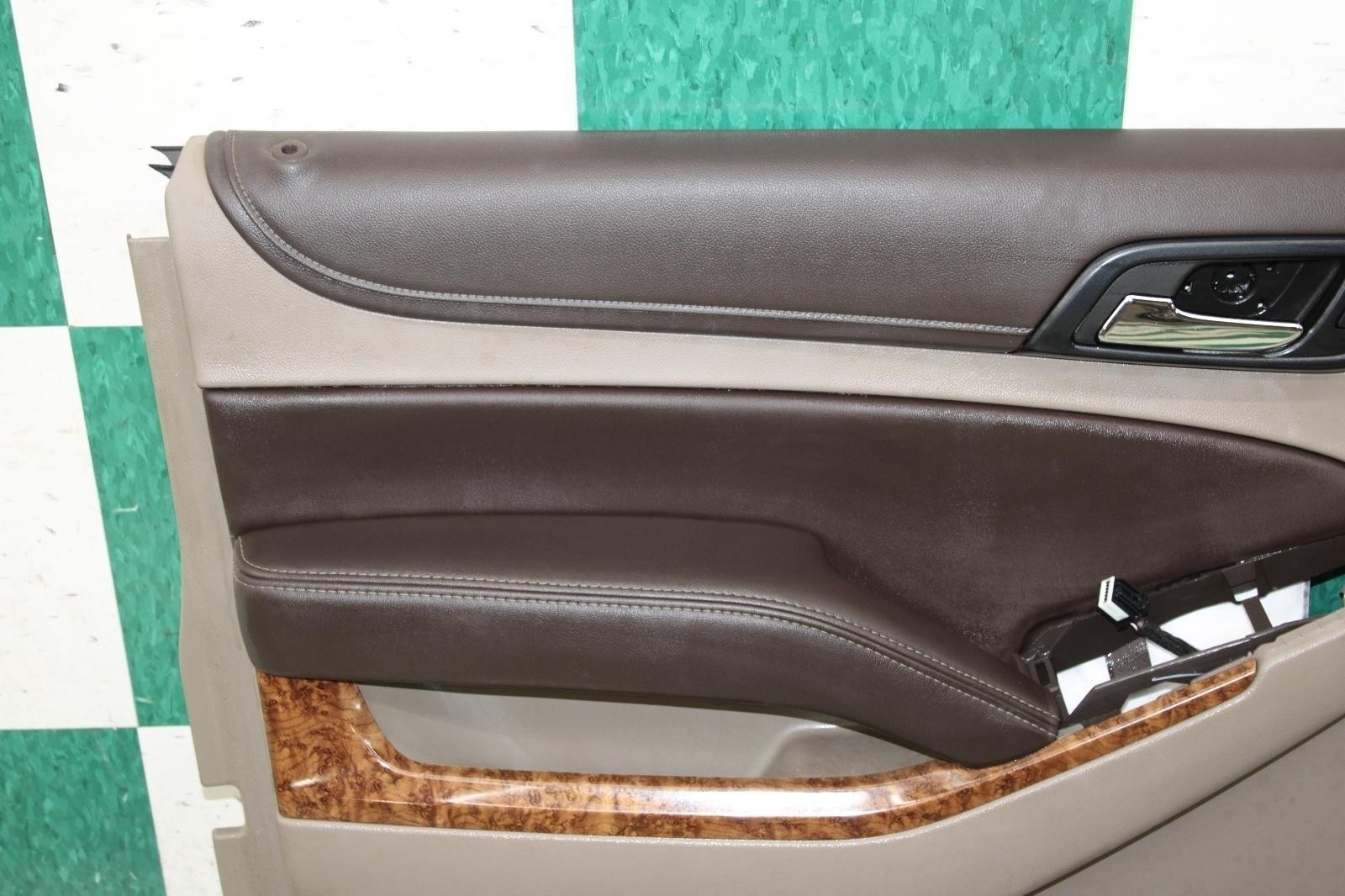 15-20 Suburban 1500 Cocoa Dune Woodgrain Front LF Door Trim Panel Factory Driver