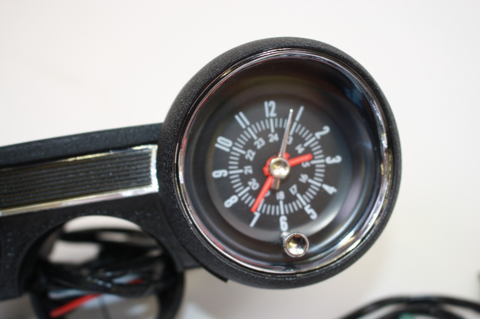 1964 65 FORD MUSTANG RALLY-PAC KIT V8 W/ 6000 RPM “FORD” TACHOMETER 64F-13506-MF