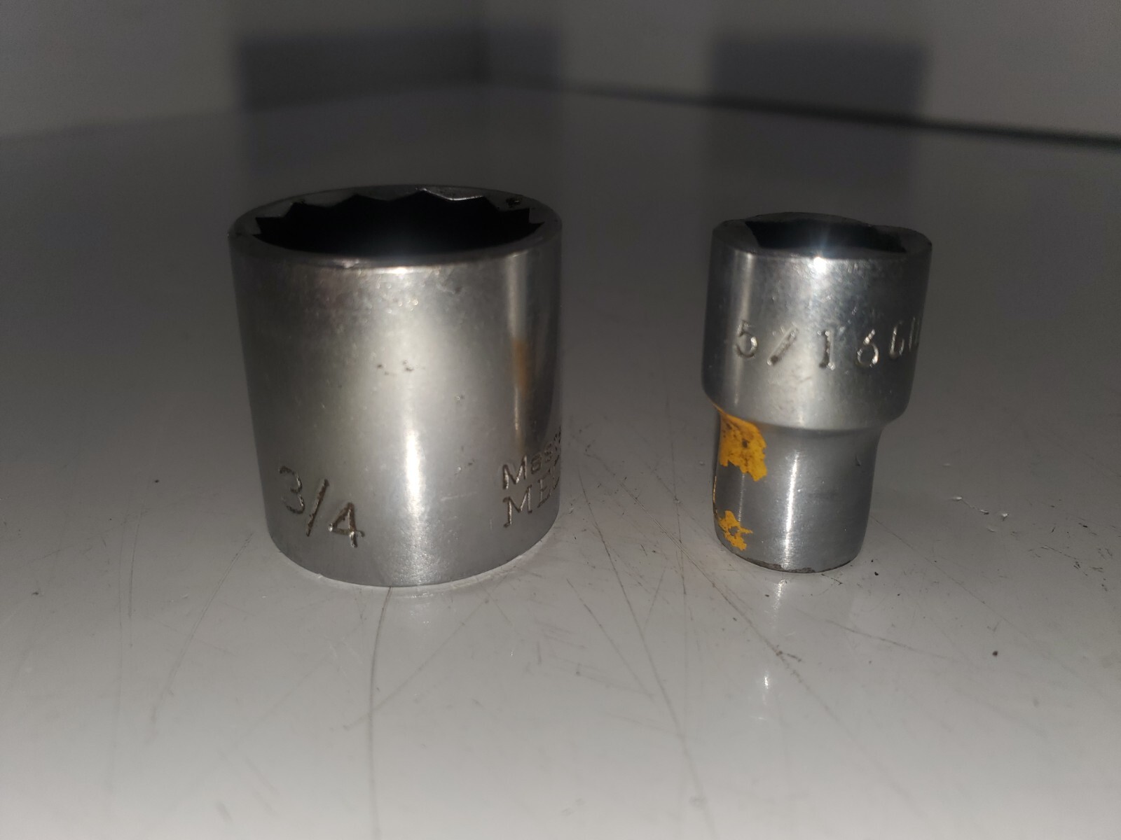 (2) Sockets Giller *3/8 Drive 5/16 310 6Pt-*MM 3/4 T1224 12Pt