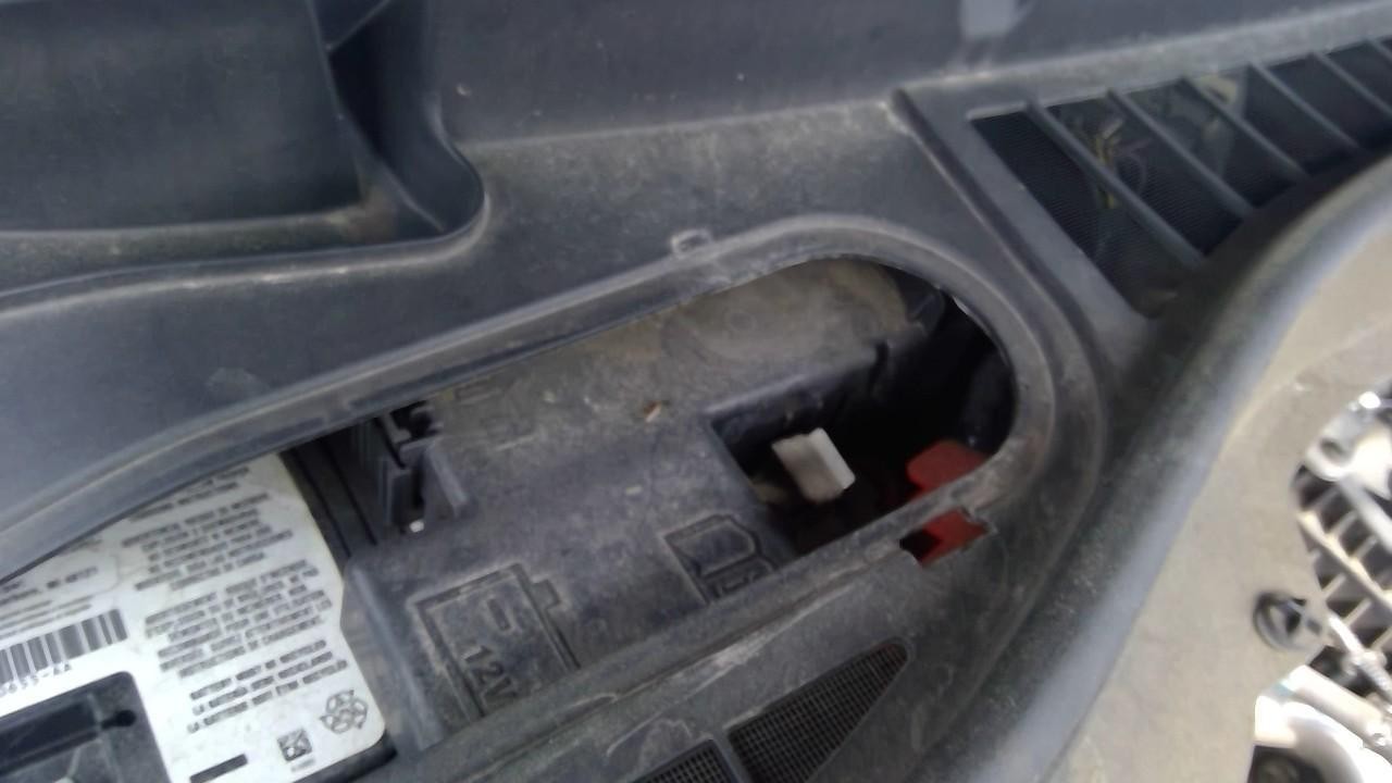 Used Fuse Box Engine fits: 2021 Ford Explorer Base w/o police package w/o tow pa