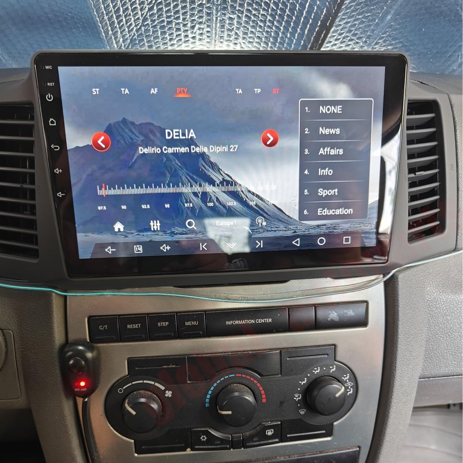 Android 14.0 For 2004-2007 Jeep Grand Cherokee Carplay Car Stereo Radio GPS Navi