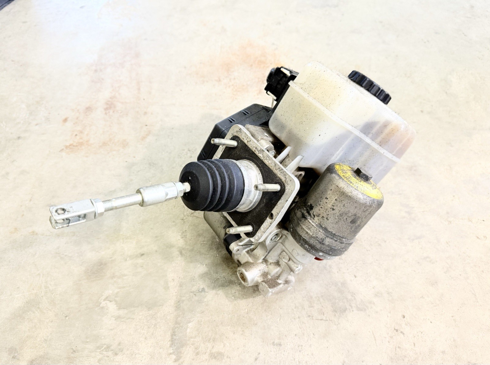 2005-2009 Toyota 4Runner ABS Anti Lock Brake Pump Actuator Assembly OEM Unit