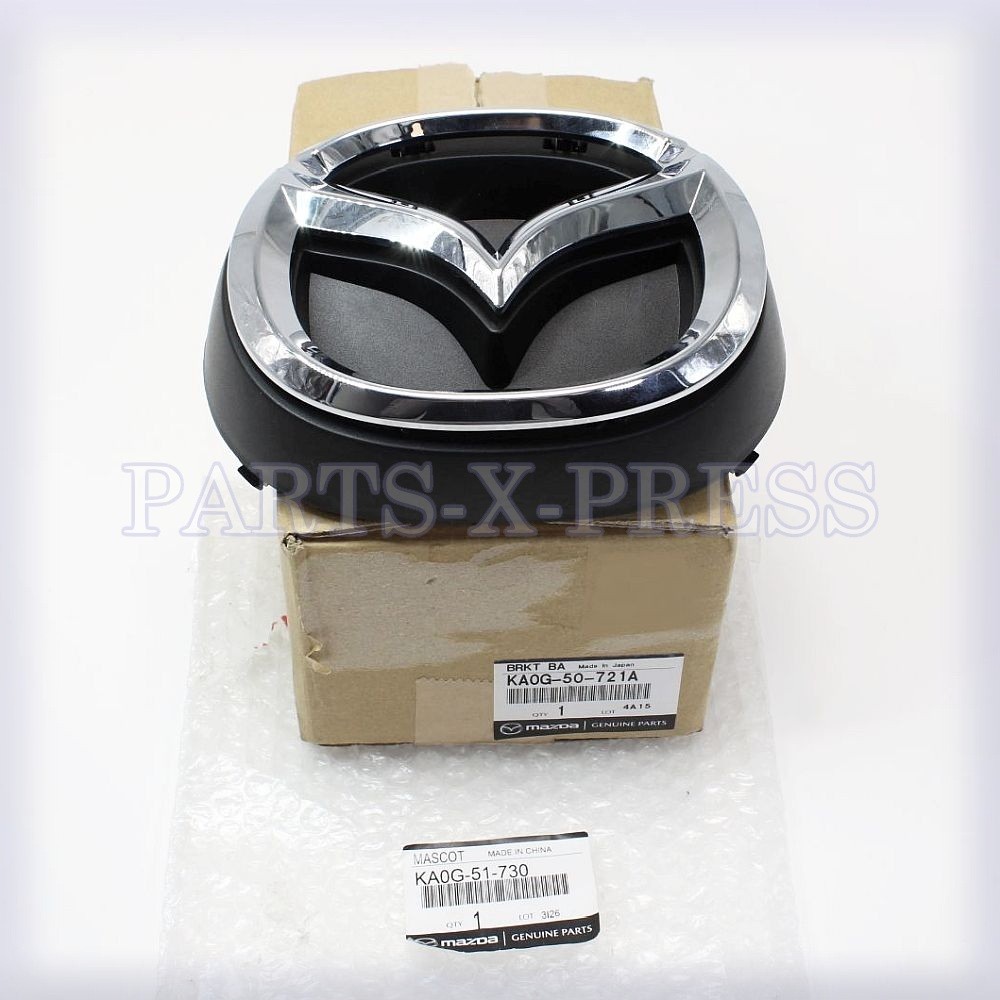 NEW GENUINE OEM MAZDA 2016 CX-5 FRONT GRILLE EMBLEM LOGO W/ MOUNTING BRACKET SET