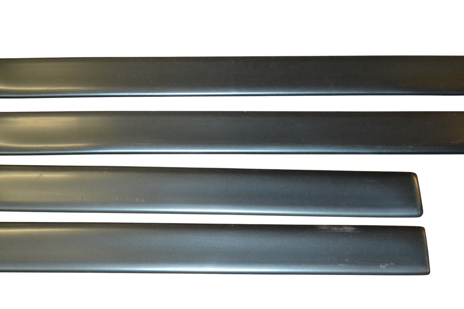 Chevrolet 2007 – 2014 Sierra Silverado Door Molding Trim Driver Passenger Grey