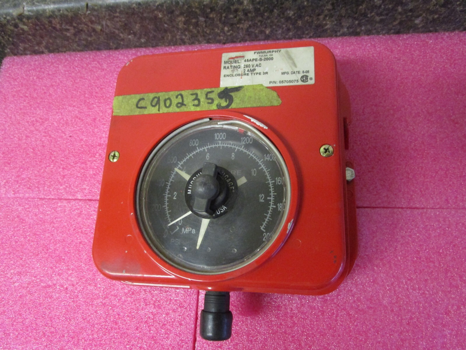 NEW! FW Murphy Pressure Swichgage 45APE-S-2000 Type 3R 2AMP 250VAC 05705075