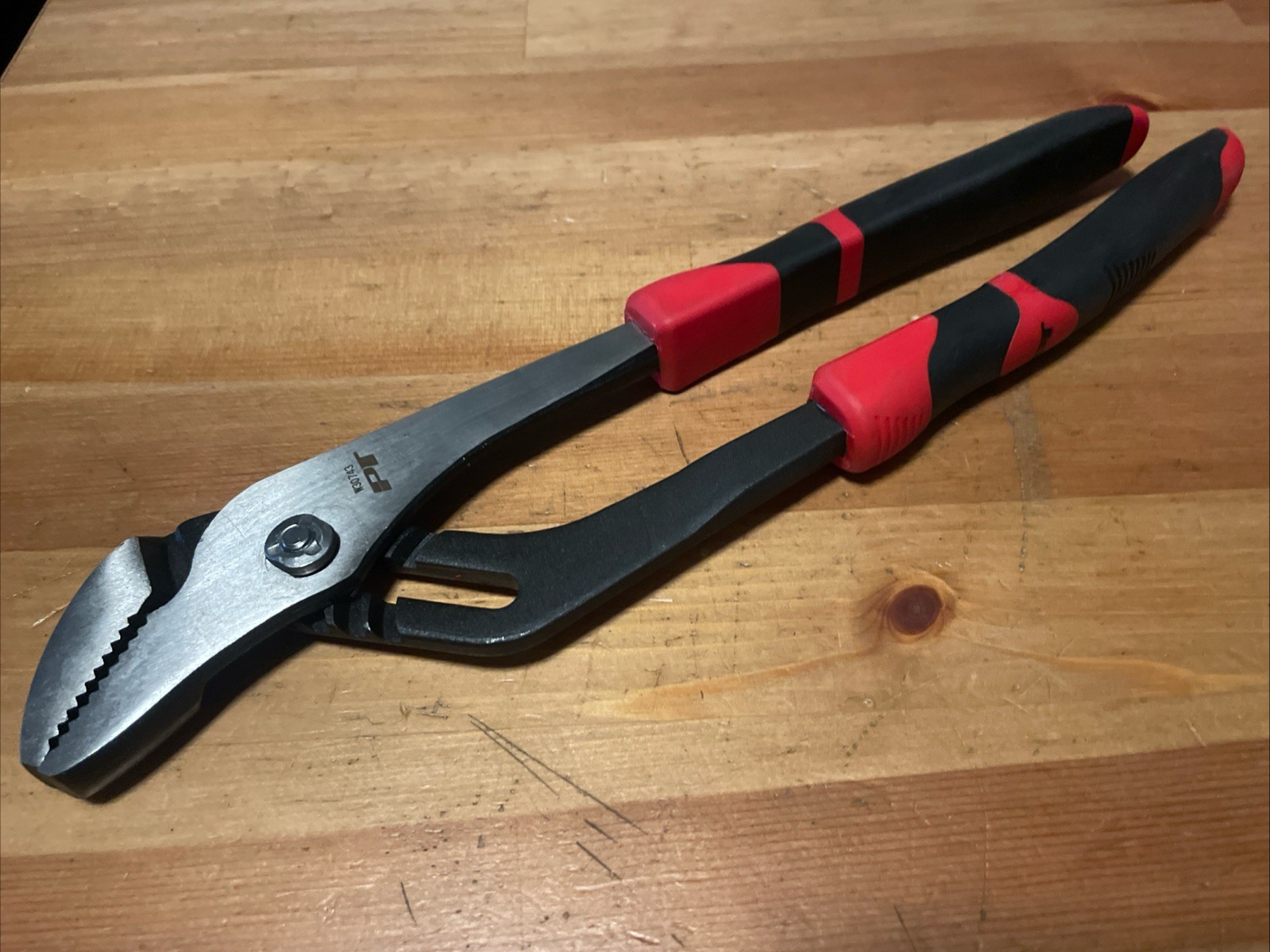 Performance Tool 12” Groove Joint Pliers W30743 Like New