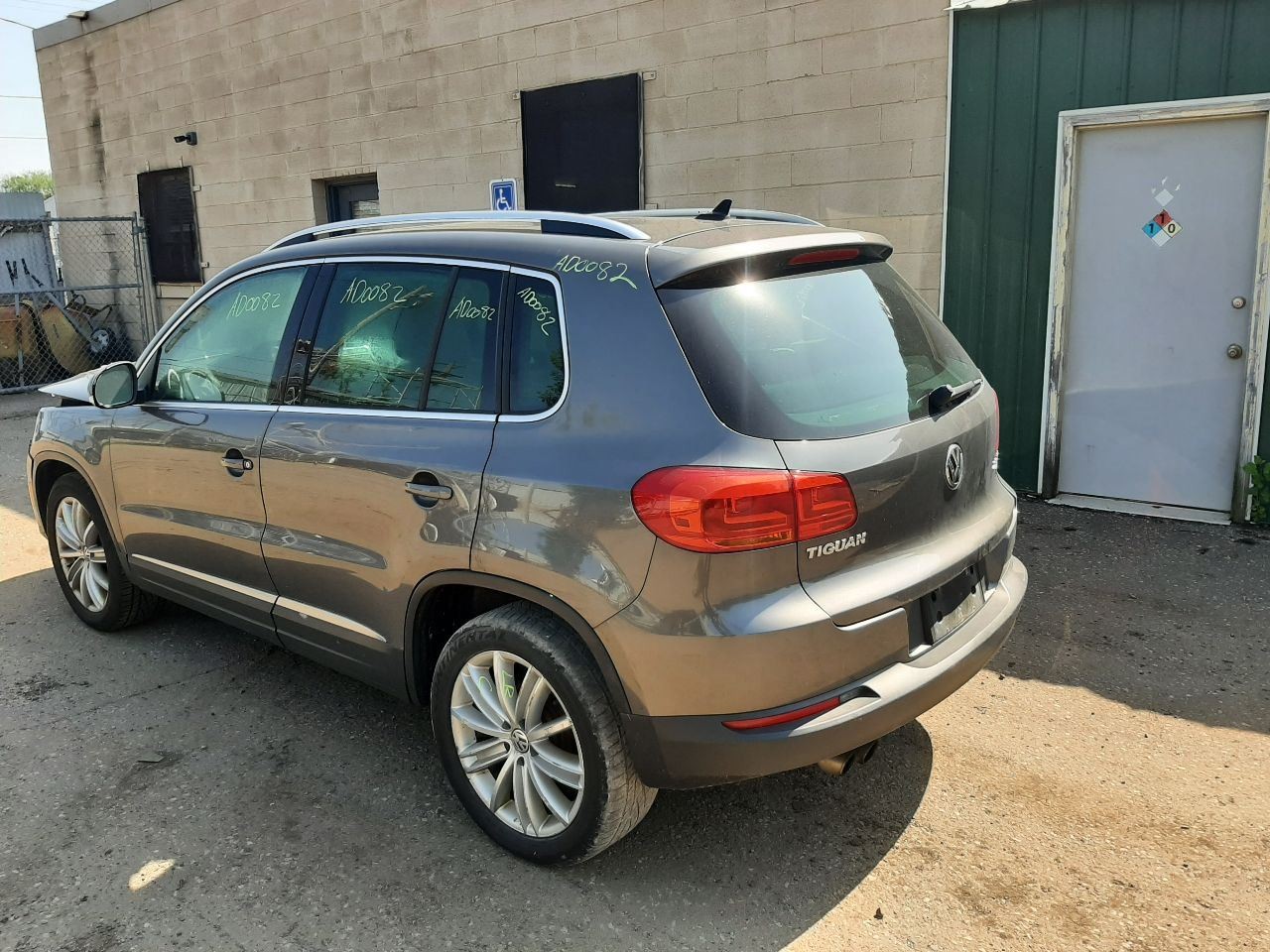 Chassis ECM Communication Interface Box Telephone Fits 12-15 TIGUAN 1014113