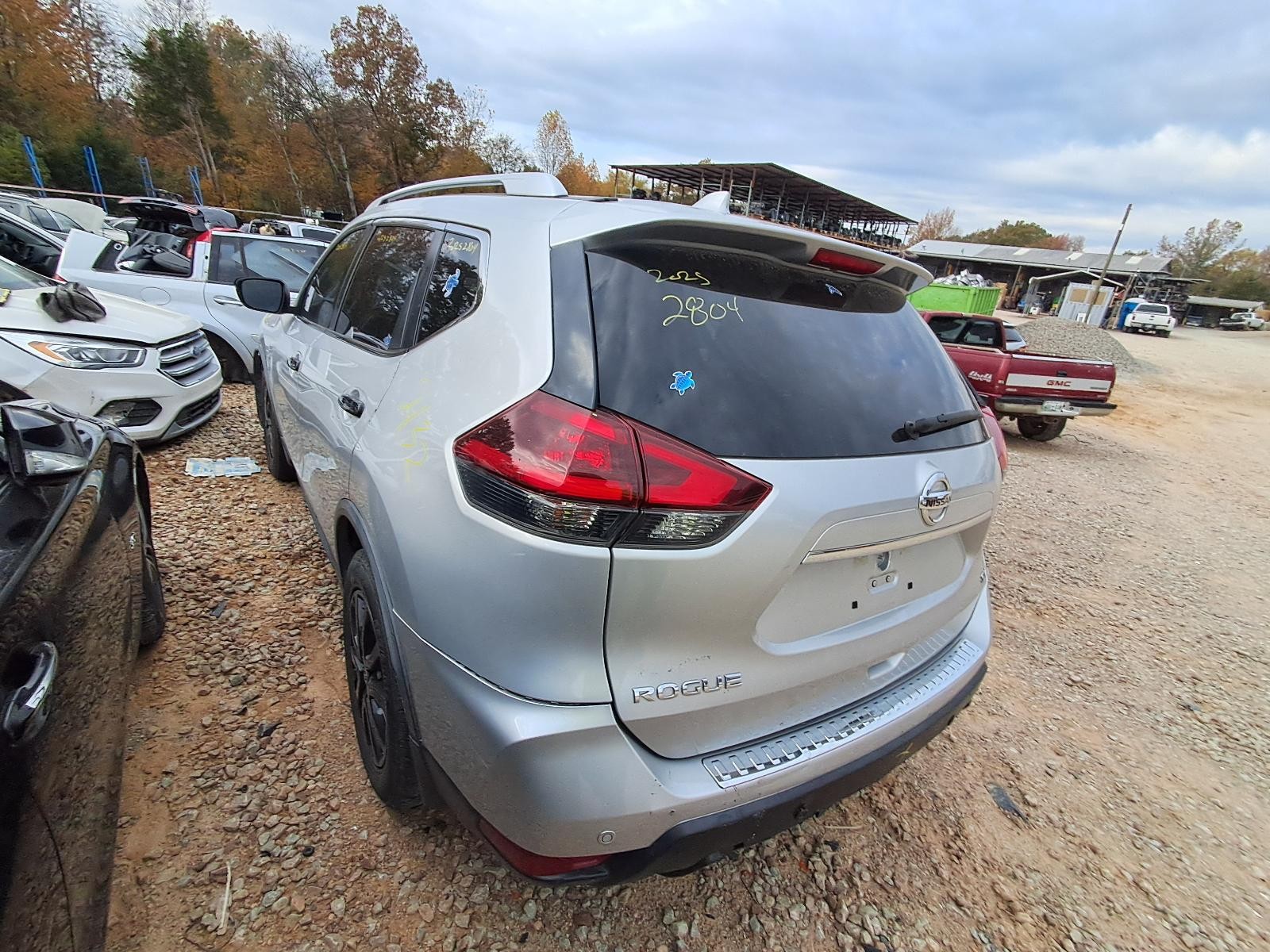 Used Left Tail Light Assembly fits: 2020 Nissan Rogue quarter panel mounted Left