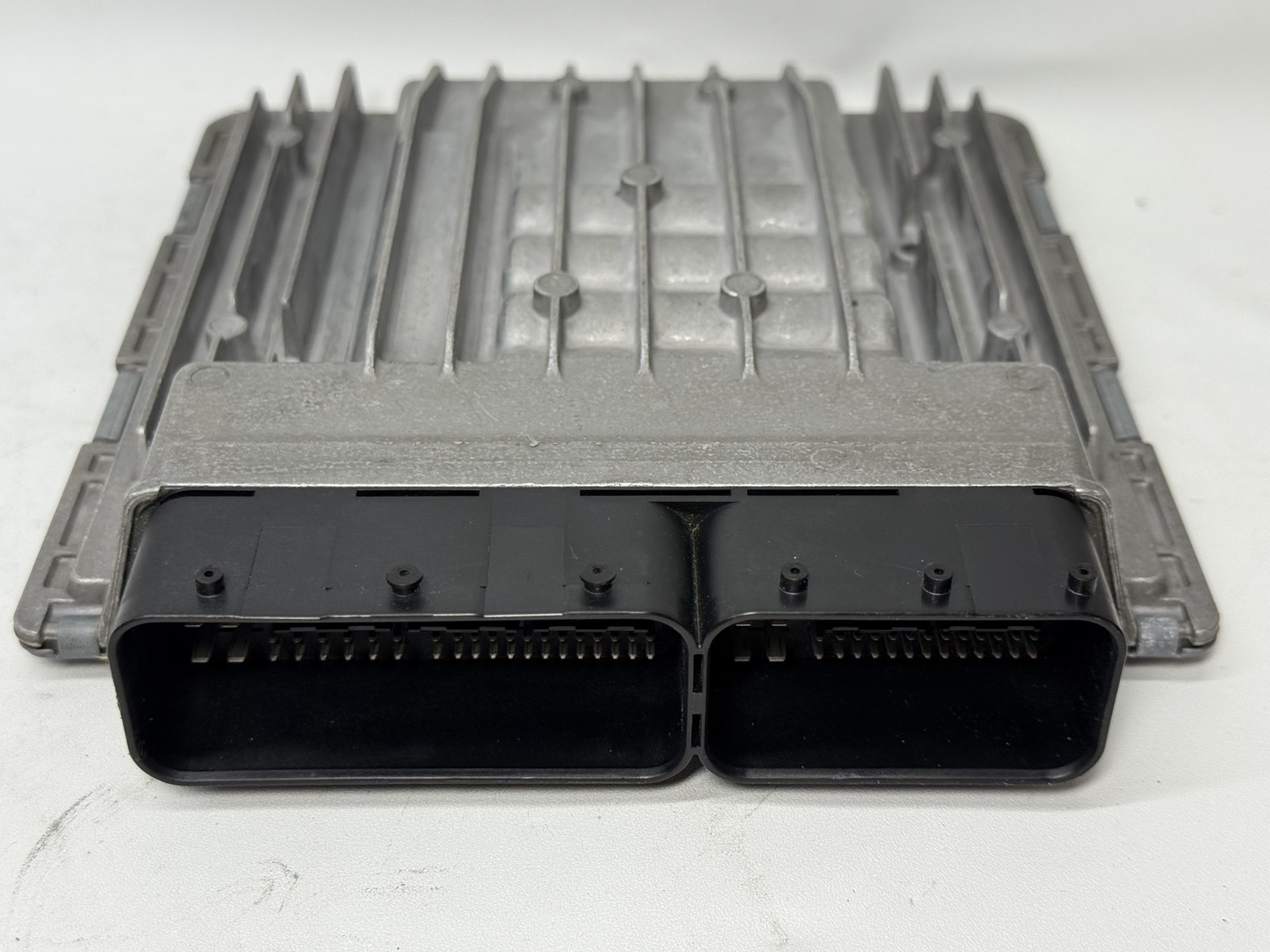 2008-2010 BMW X5 OEM Engine Control Module 7587164