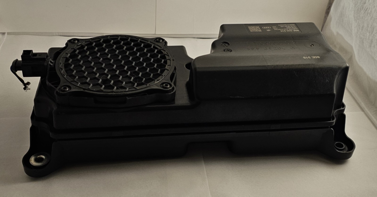 Audi Q6 e-tron AVAS Front Warning Speaker Module 85E035916 OEM PPE 2025 2026