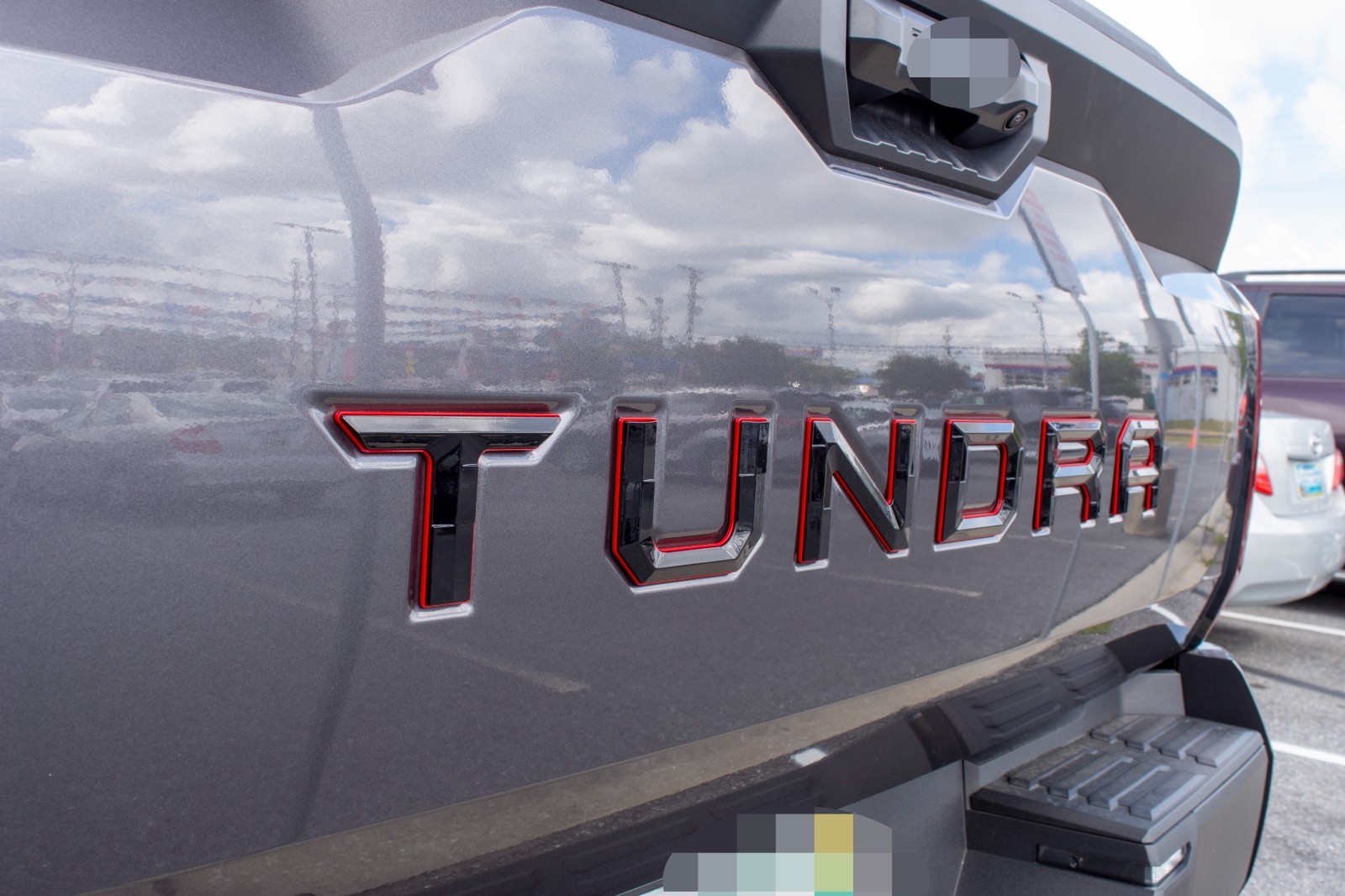 Black Red Emblem compatible TOYOTA 2022-2026 TUNDRA Front tailgate letters
