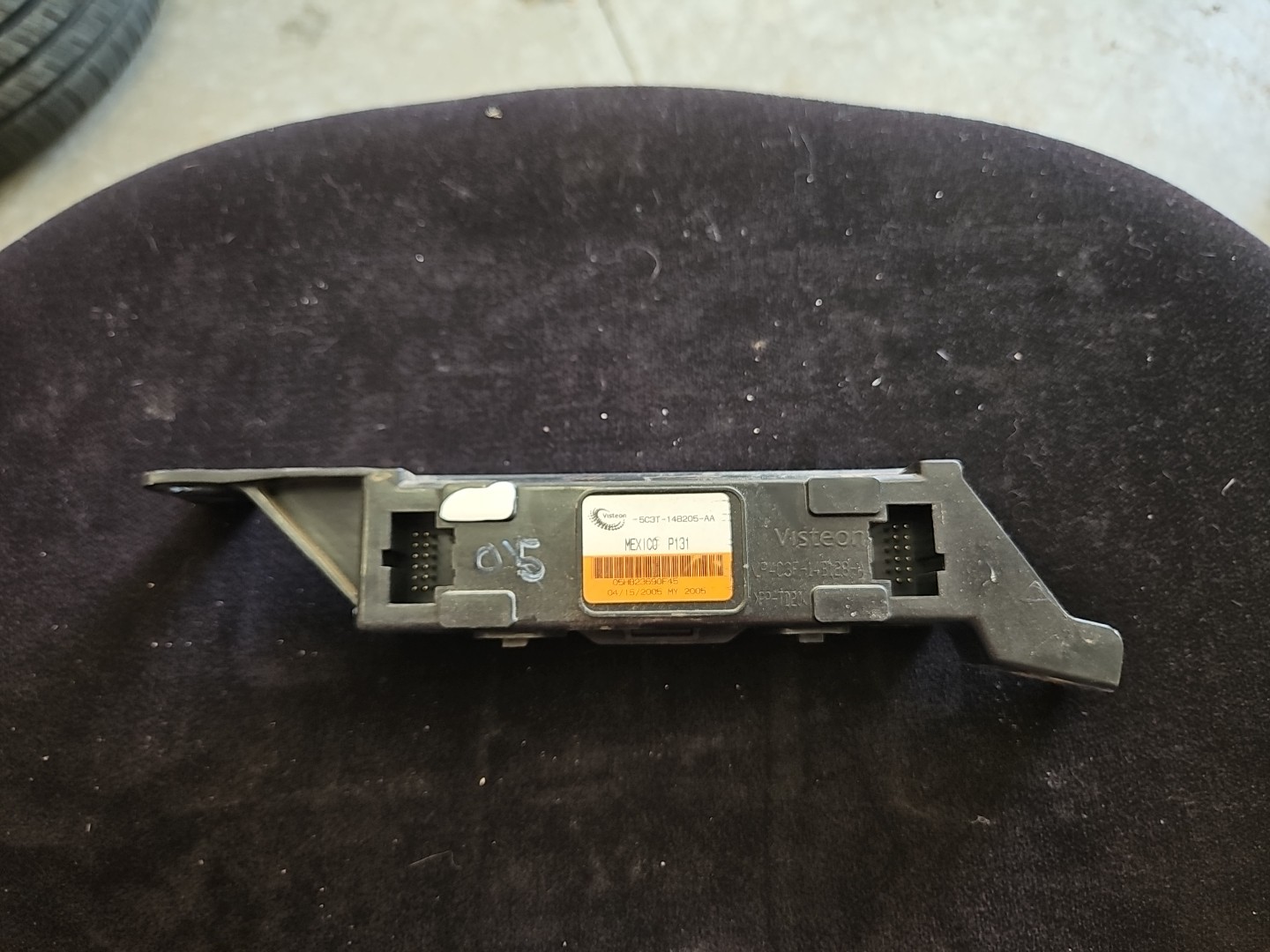 2005 – 2007 Ford F250 F350 GEM Module. 5C3T-14B205-AA TRANSFER CASE MODULE