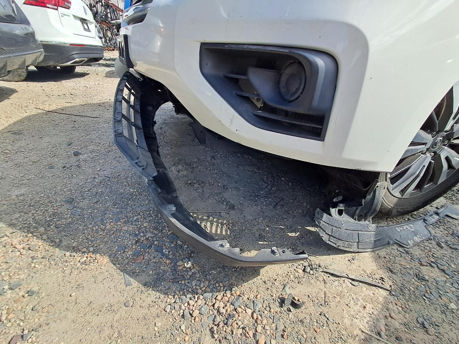 Used Hood fits: 2018 Nissan Pathfinder Grade A