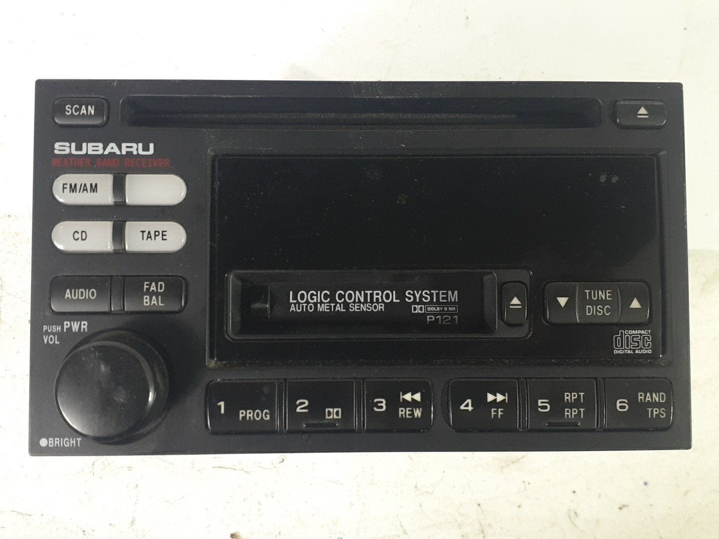 2000-02 Subaru Outback Radio Reciever AMFM CD Cassette Head Unit OEM 86201AE12A