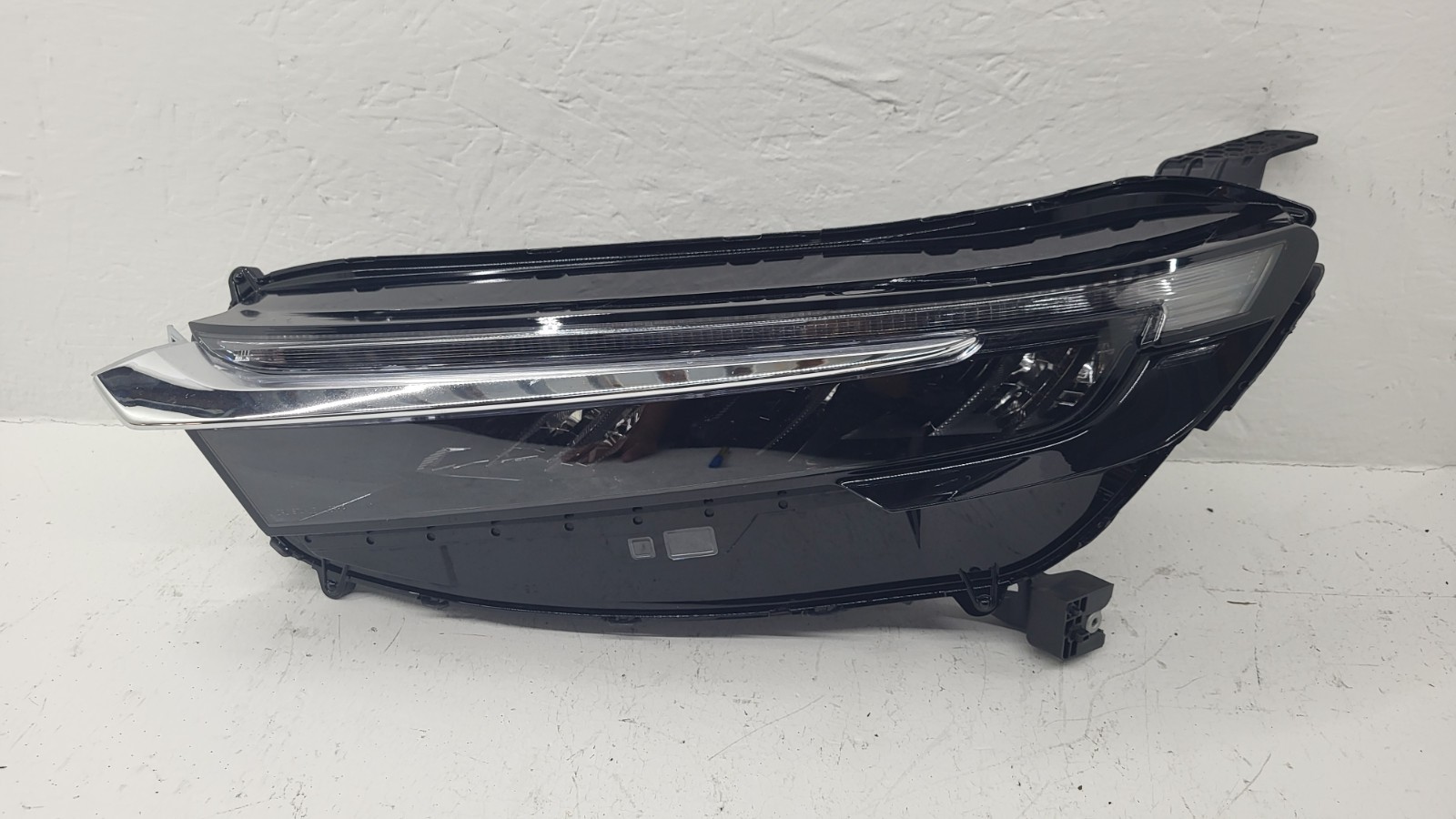 2023 2024 2025 HONDA CRV CR-V DRIVER SIDE HEADLIGHT USED OEM LED F26421