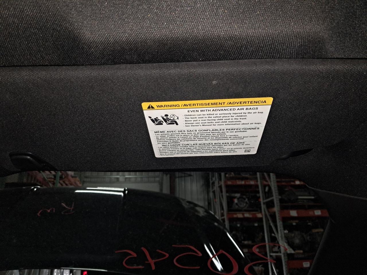 EXPLORER 2017 Glove Box 1608753