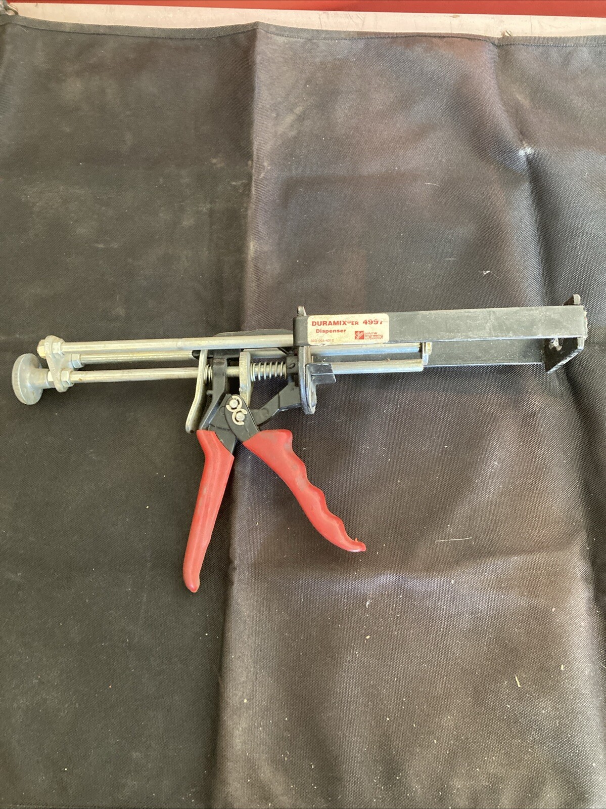 Duramix ER 4997 Dispenser Two Part Epoxy Dispenser. Used