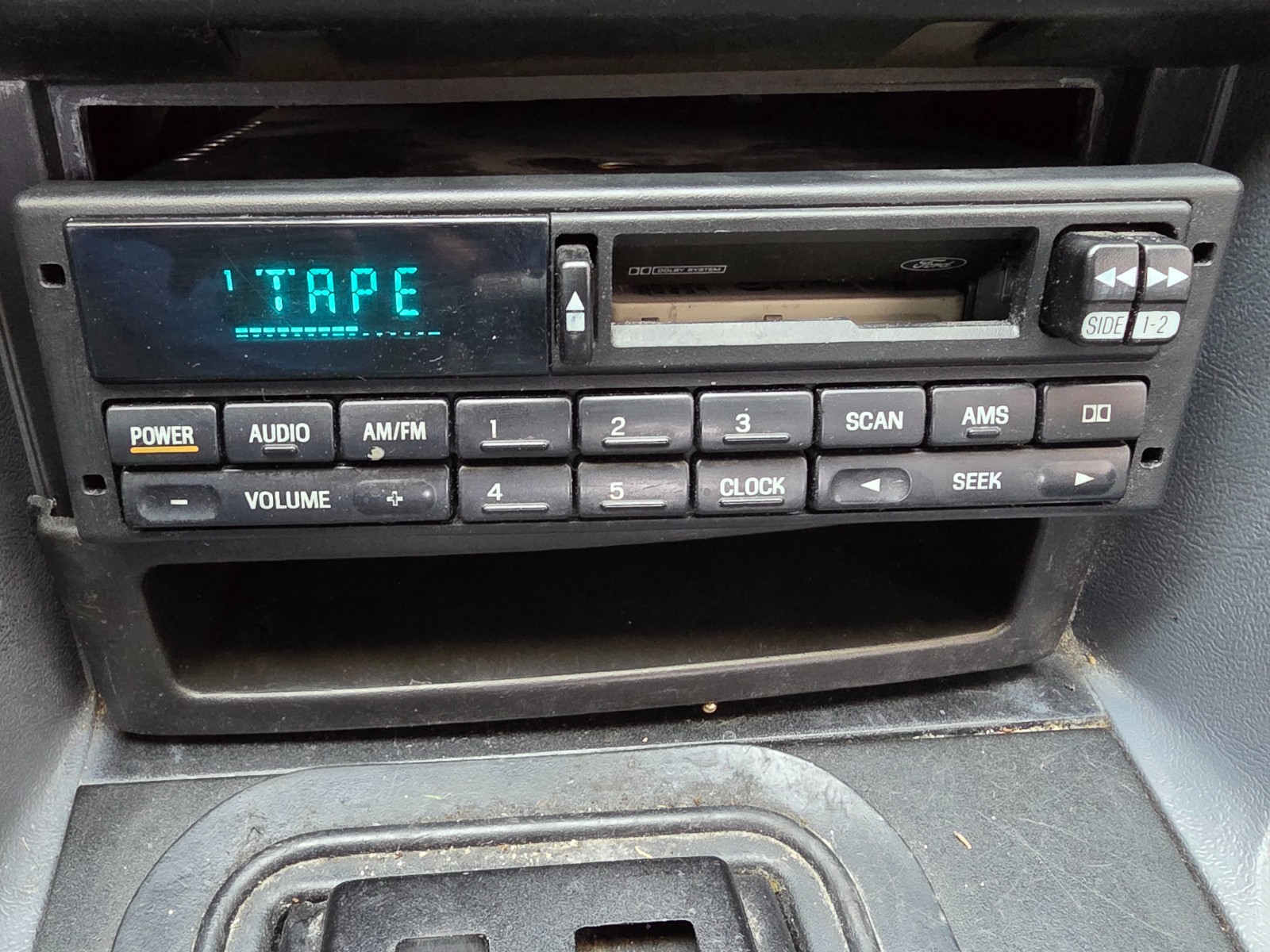 1990’s FORD MUSTANG THUNDERBIRD F150 AM/FM CASSETTE HEAD UNIT F68F-19B132-CA OEM