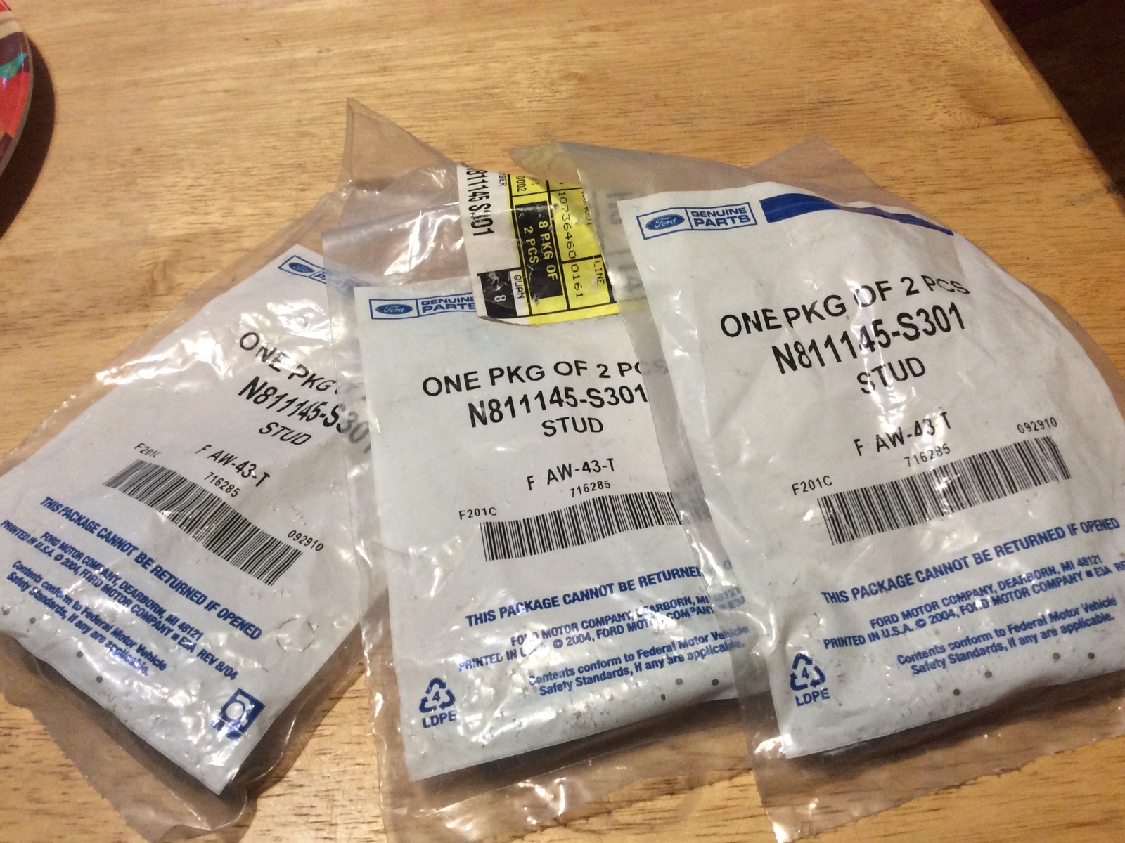 8 Pieces N811145S301 – STUD – Ford 4 Packages of 2.
