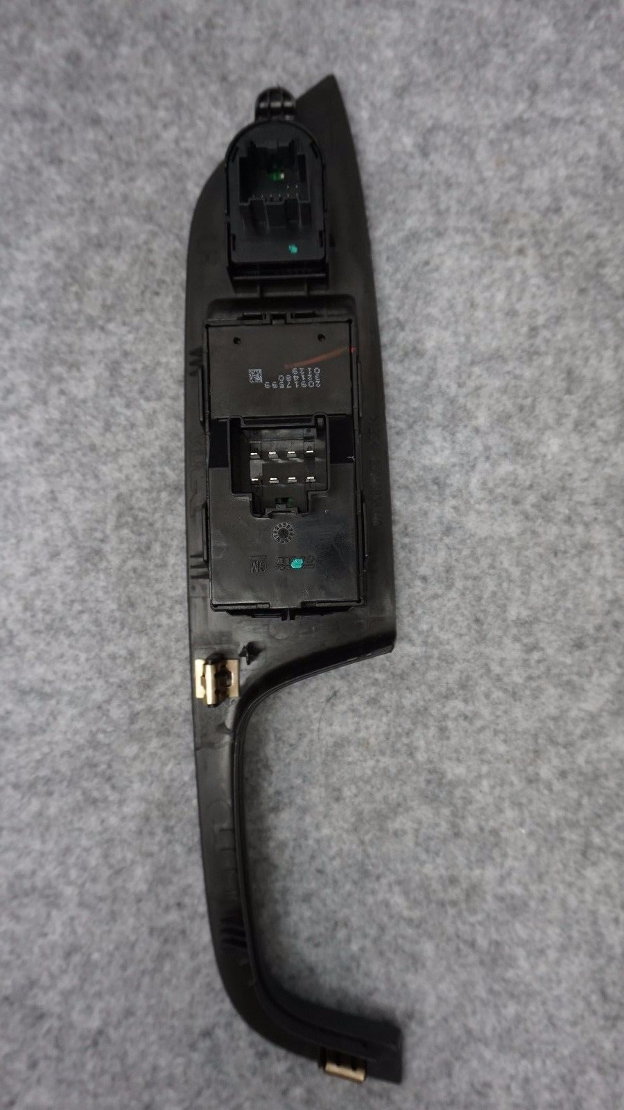 10 11 12 13 14 15 16 17 Chevrolet Equinox Driver Side Power Window Switch