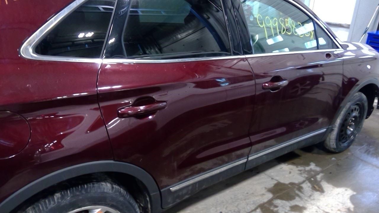 Fob/Remote Five Button ID M3N-A2C94078000 Fits 17-20 LINCOLN CONTINENTAL