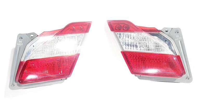 2011 2012 2013 Infiniti M56 OEM Pair Of Trunk Lid Mounted Taillight