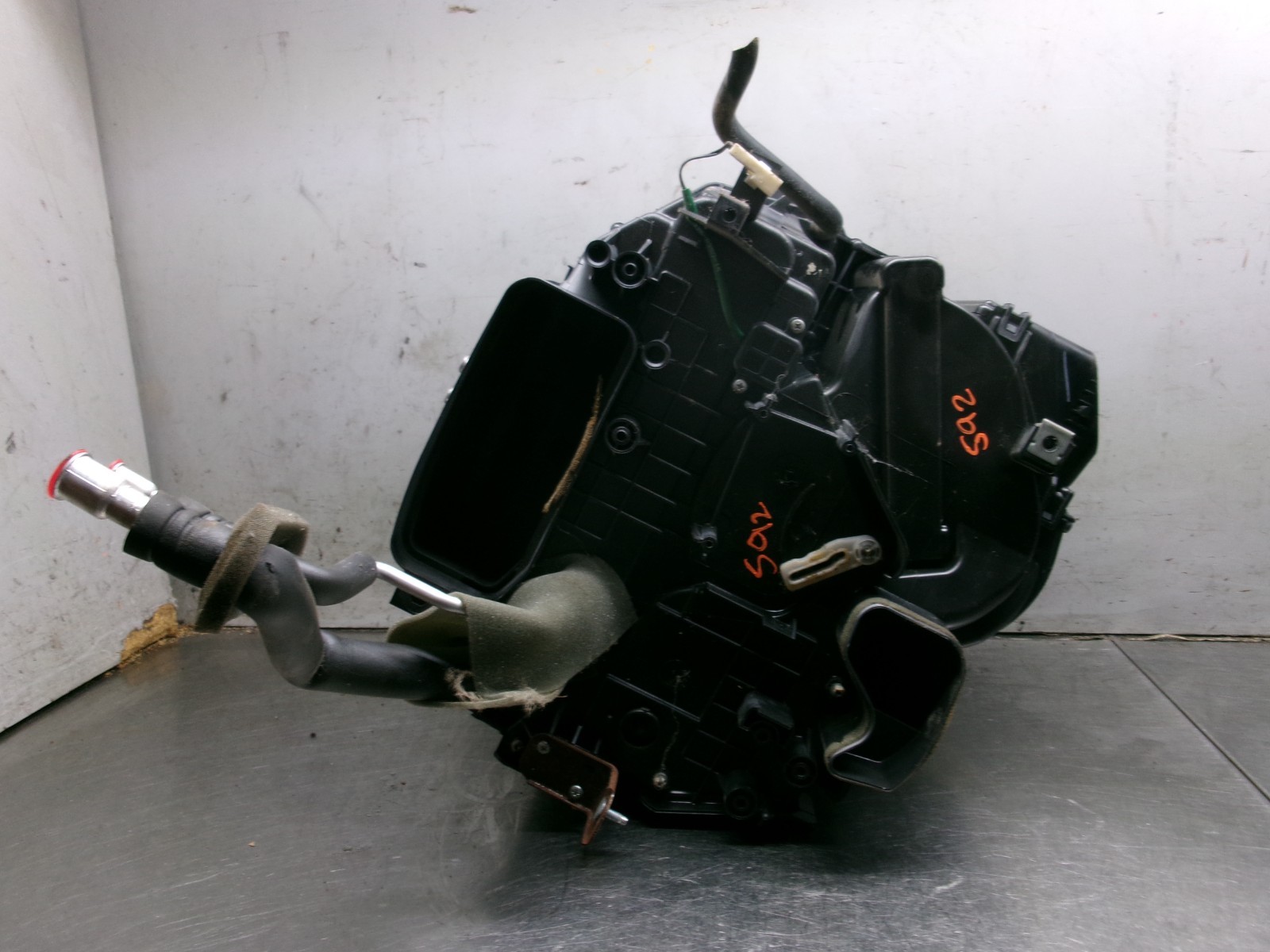 08 – 10 TOYOTA SIENNA HVAC EVAPORATOR HEATER CORE HOUSING BOX