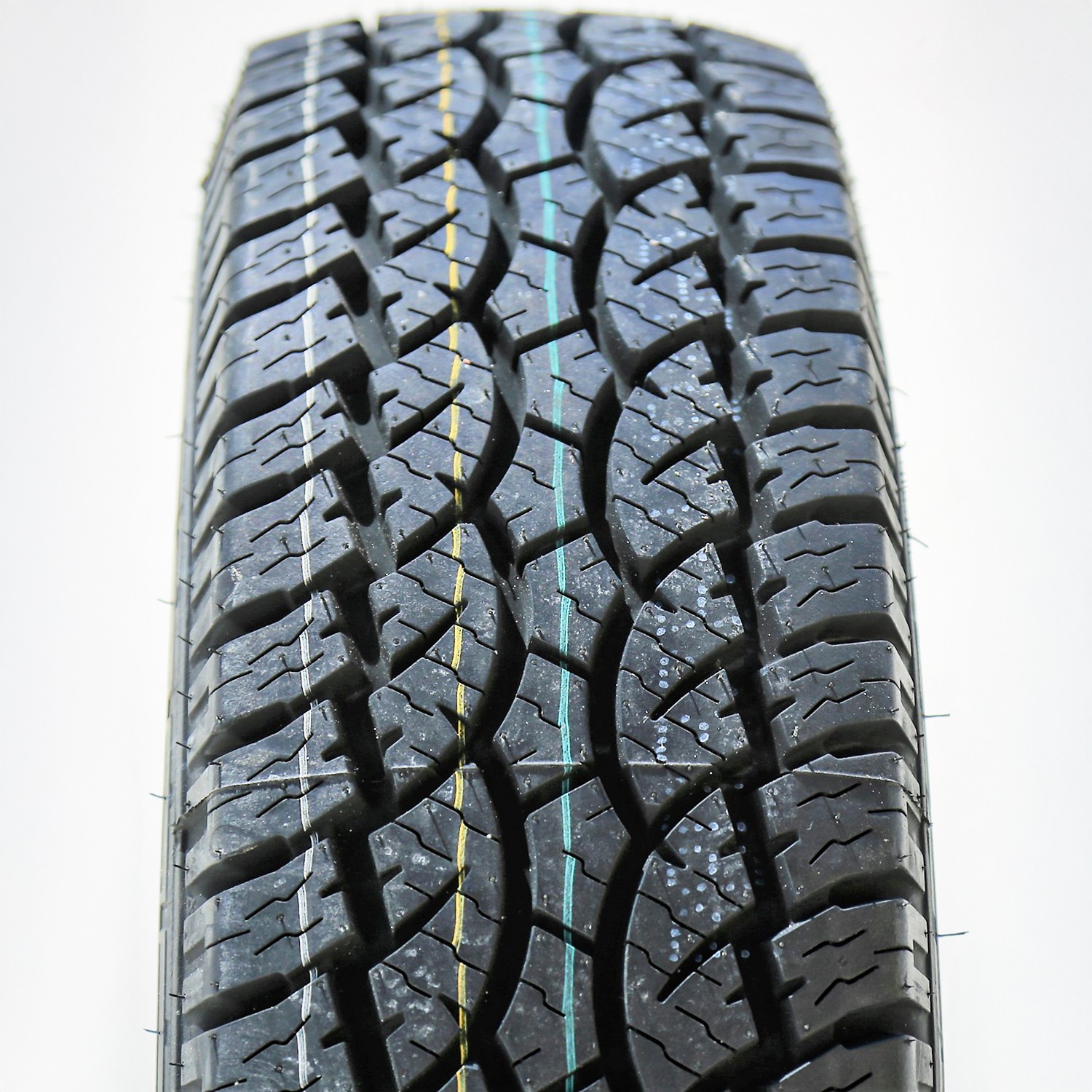 4 Tires Cosmo El Tigre AT 235/70R16 106T A/T All Terrain