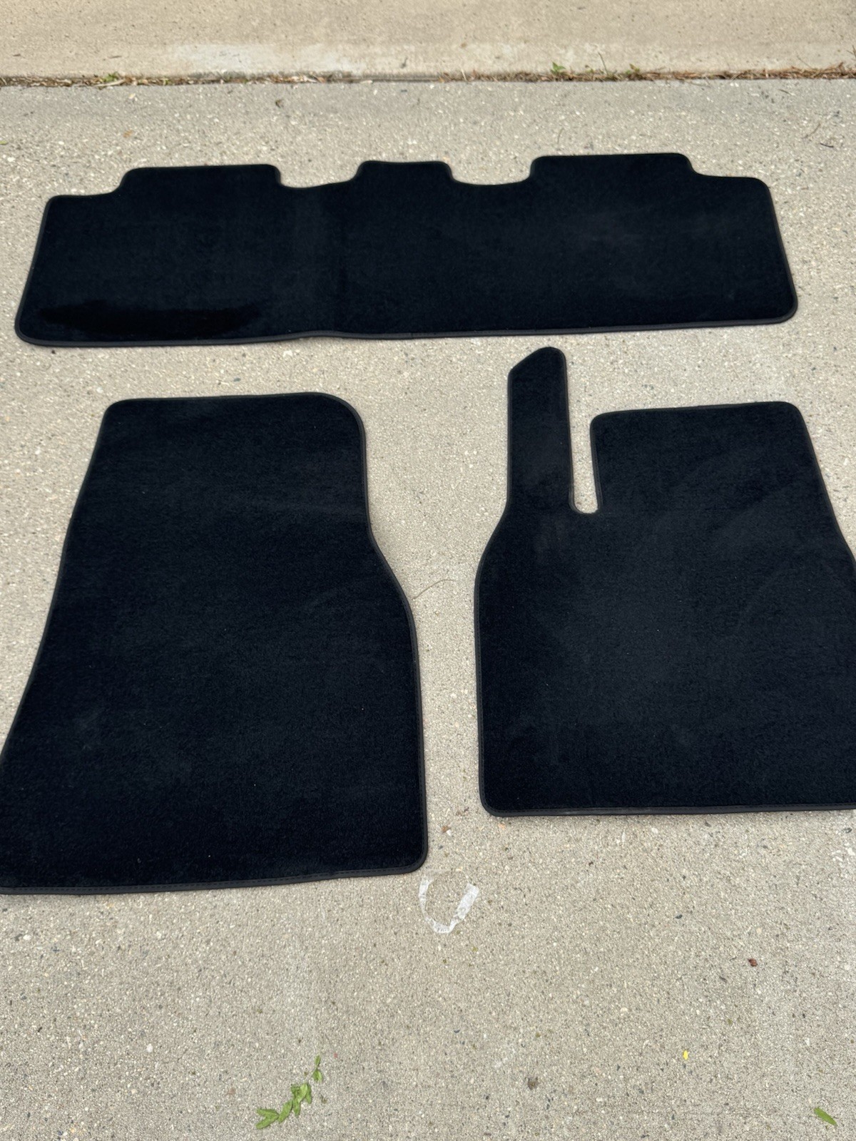 2020-2025 Tesla Model Y 3 Piece OEM Floor Mats Black