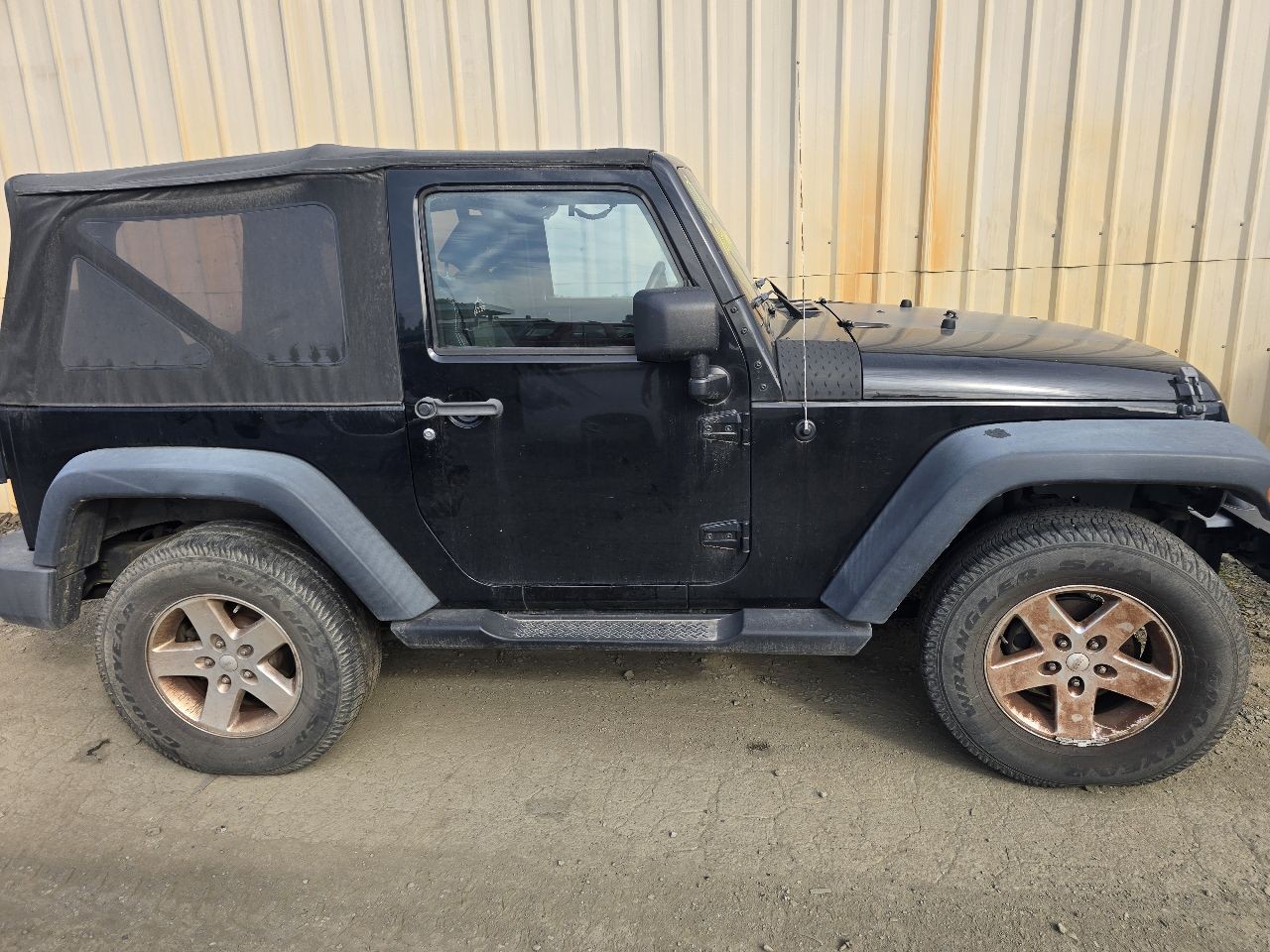 Used Engine Control Module (ECM) fits: 2010 Jeep Wrangler Electronic Control Mod