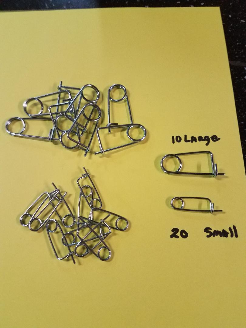 20 Small 10 Large,30 Pack Mixed Reusable Safety Clips ,Go Kart Racing