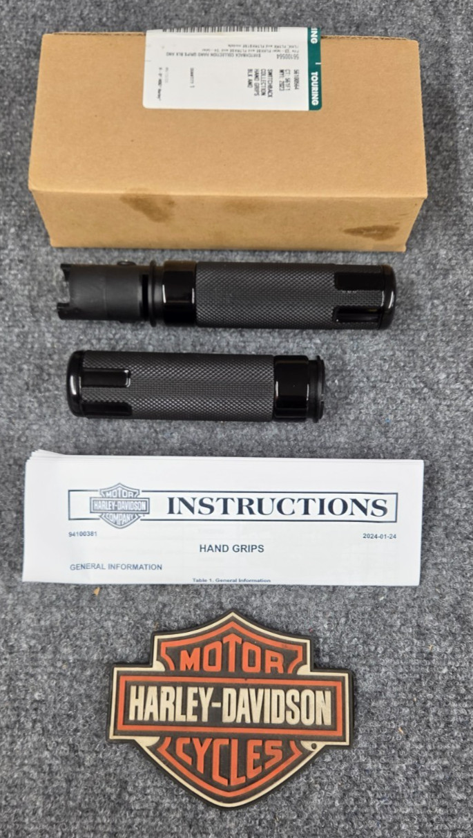OEM HARLEY-DAVIDSON ’23+ TOURING BLACK ANODIZED HANDGRIPS SWITCHBACK COLLECTION