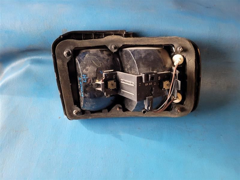 92 93 94 95 96 97 98 ACHIEVA LEFT TAIL LIGHT 51449