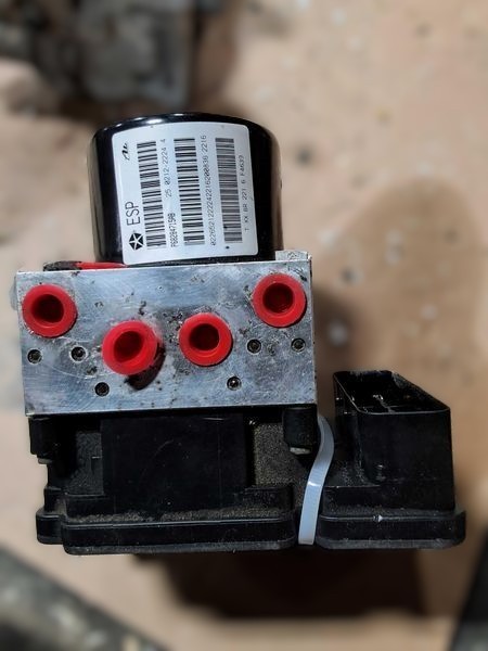2015-2018 Jeep Wrangler Anti-Lock Brake Pump Assembly OEM.