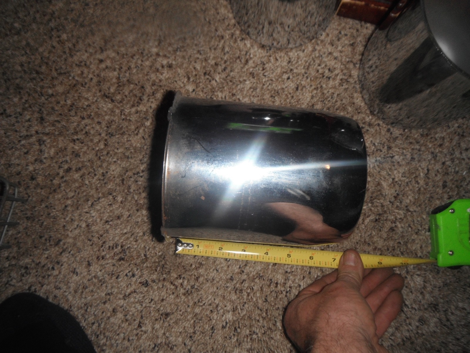 *Replacement* Unbranded/Generic (139) Wheel Center 6 1/2″ x 5 1/8″ Chrome Cap