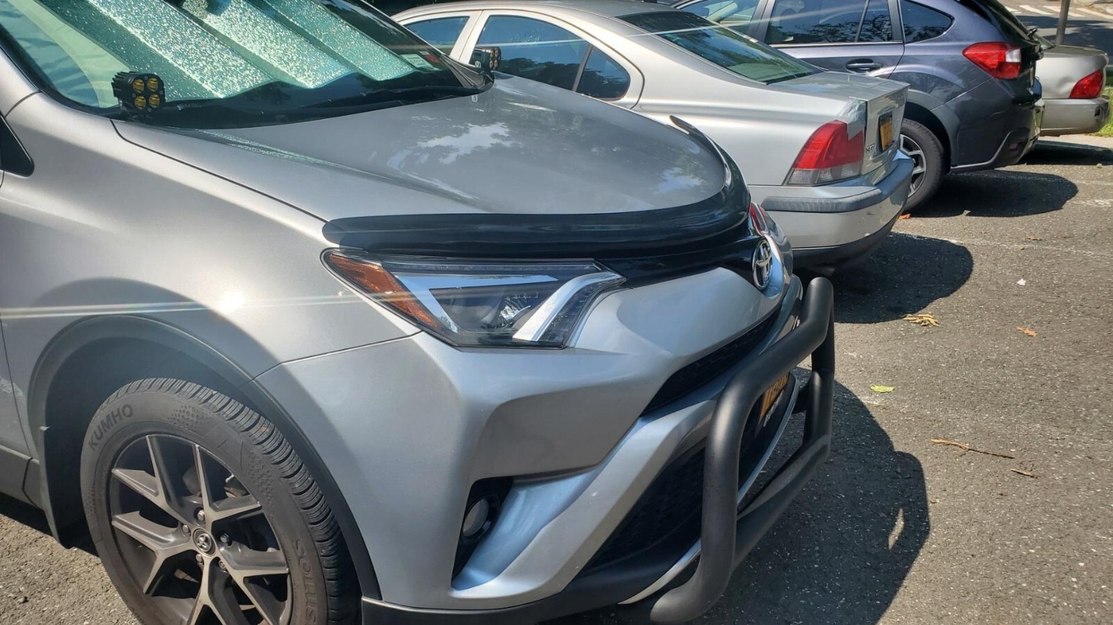Husky Carflector Hood Protector Bug Shield Deflector for 2013-2018 Toyota Rav4