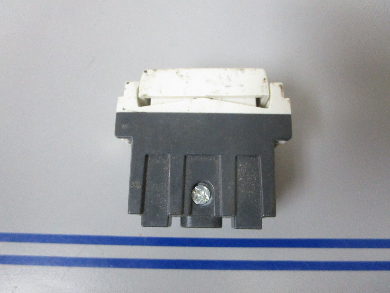 *NEW* 0810 Vimar 10A 250V Switch 16150