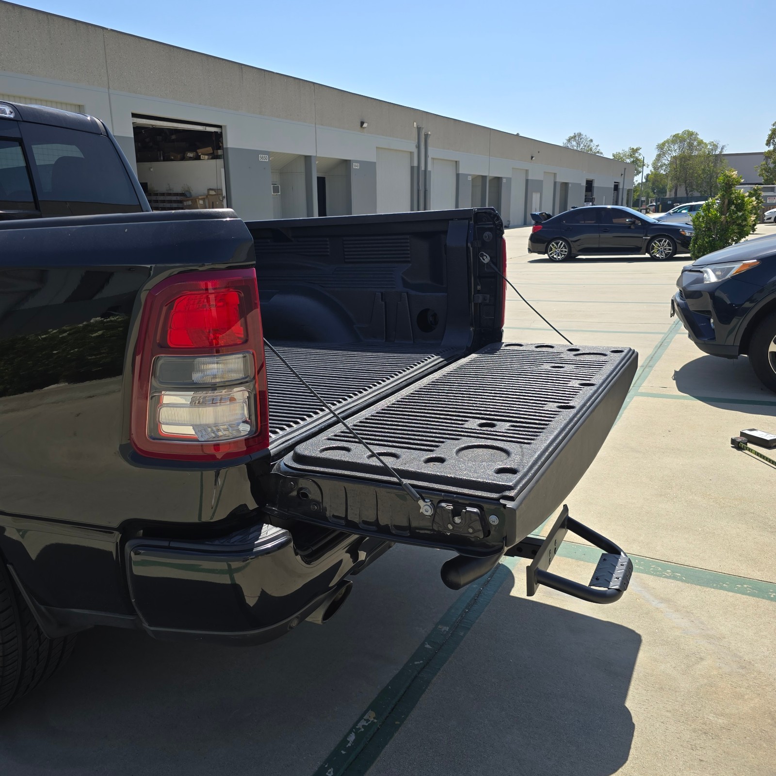 36″L 2″ Receiver Tow Hitch Bar Round Curved Black Removable Extend Drop step Bar