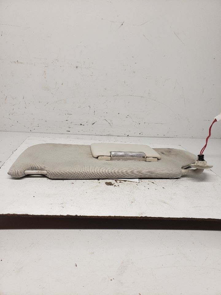 Used Left Sun Visor fits: 2008 Jeep Liberty illuminated L. w/o garage door opene