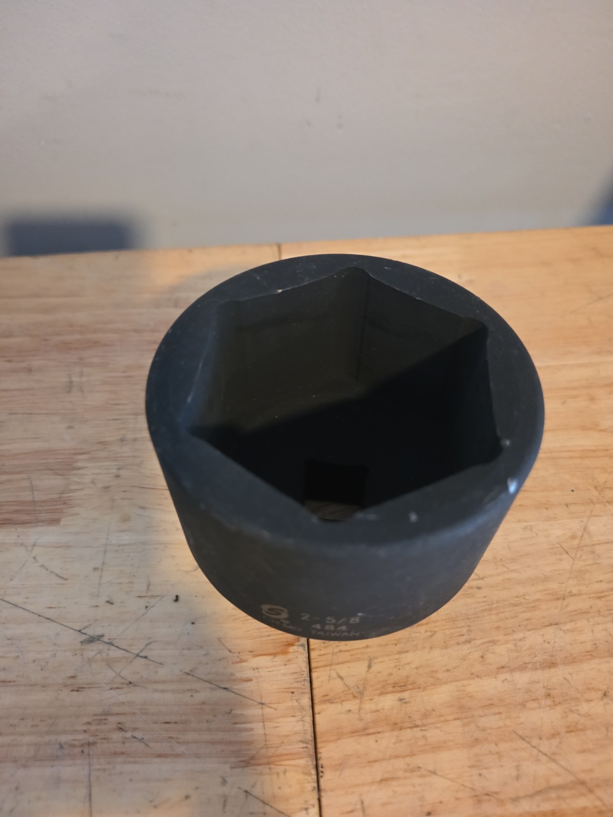 Sunex Tools 484 3/4″ ■Drive 6 Point Std Impact Socket 2-5/8″ Black Oxide CR-MO