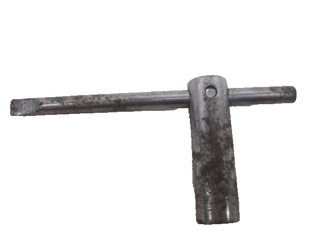 GM wire wheel cover security lock wrench key #15