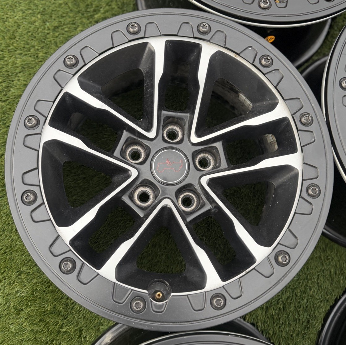 17” Jeep Factory OEM Rubicon Extreme Recon X 392 Beadlock Bead Lock Wheels